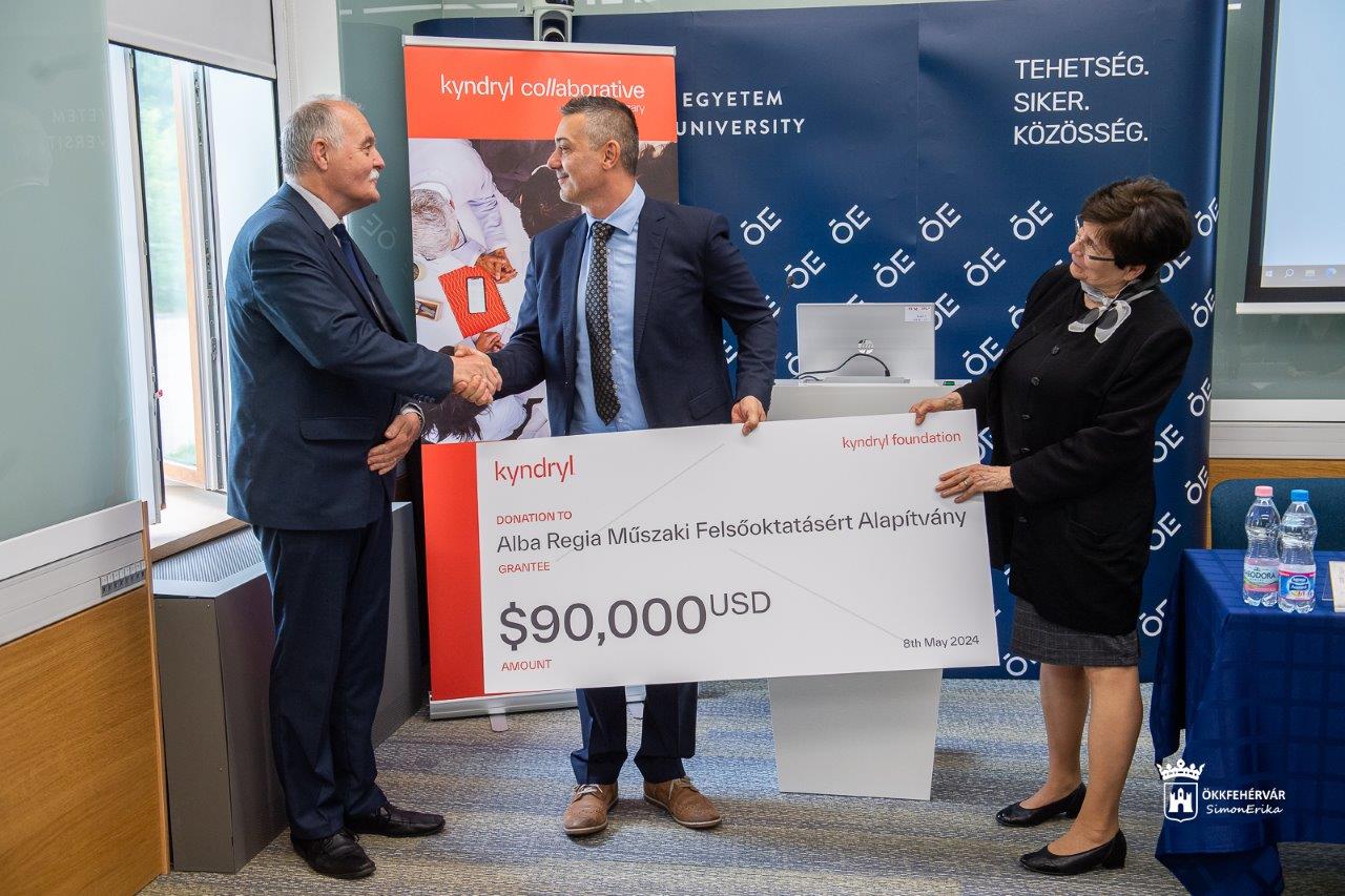 Kilencvenezer dollárral támogatja az Kyndryl Alapítvány az Óbudai Egyetemet